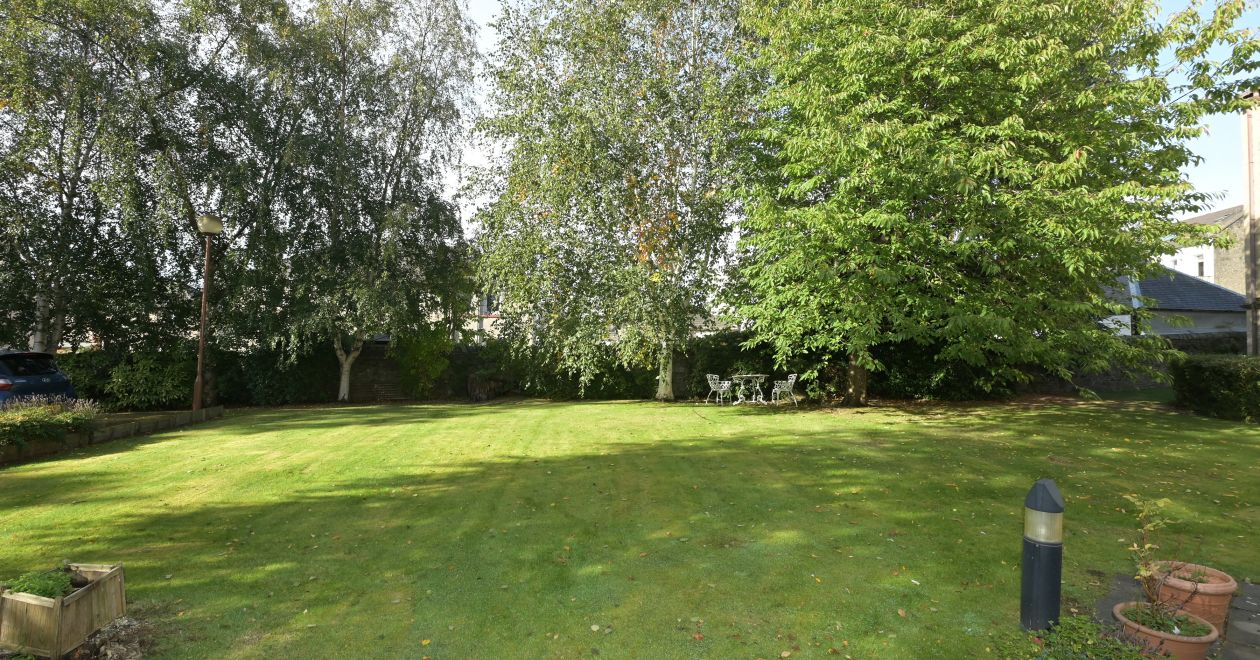 Flat 26 The Cedars, 2 Manse Road, Edinburgh, EH12 7SN
