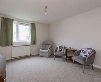 Third image of 6/1 Rose Park, Edinburgh, EH5 3ST
