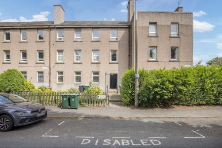1/1 Whitson Grove, Edinburgh, EH11 3DT